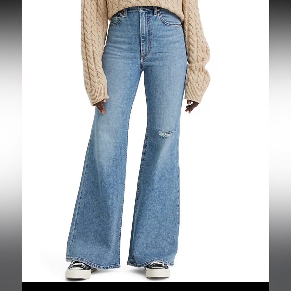 Levi’s Ribcage Bell